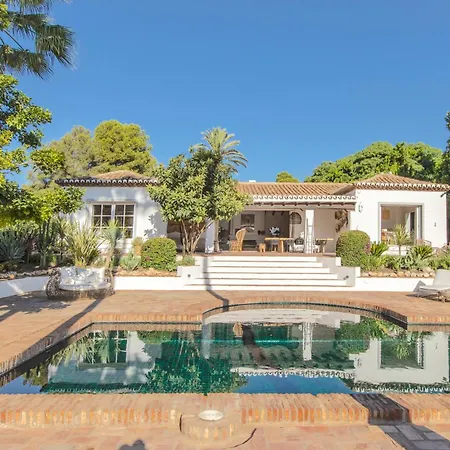 Smb10 - Stunning Luxury On A Private Domaine At Padierna Golf Club Golf Club Вилла *