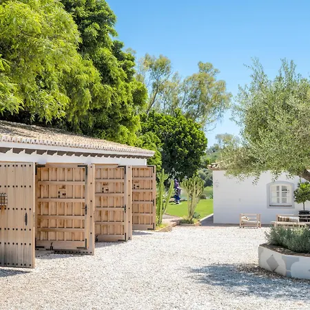 Villa Smb10 Stunning Luxury On A Private Domaine Near Padierna Golf Club *