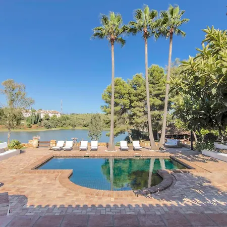 Вилла Smb10 - Stunning Luxury On A Private Domaine At Padierna Golf Club Golf Club