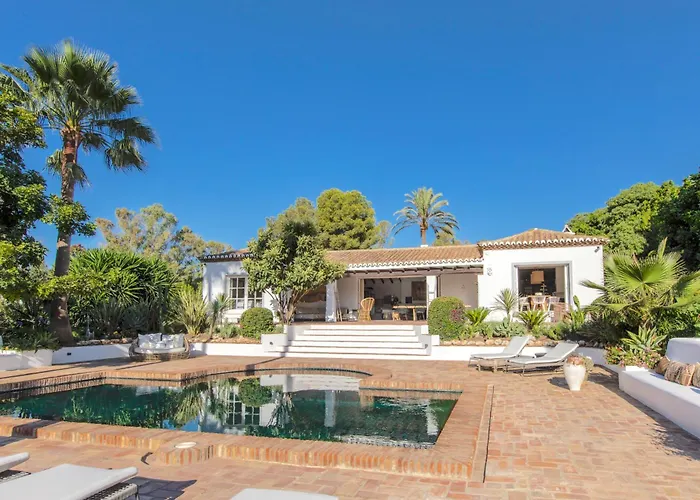 Smb10 - Stunning Luxury On A Private Domaine At Padierna Golf Club Golf Club Villa