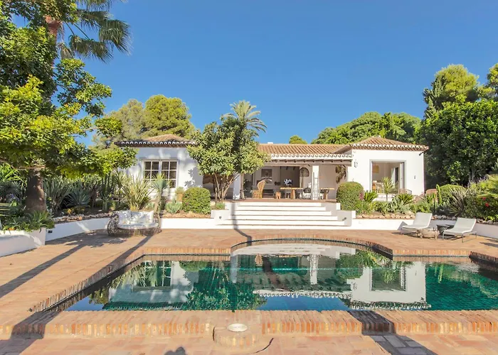 Smb10 - Stunning Luxury On A Private Domaine At Padierna Golf Club Golf Club Villa *