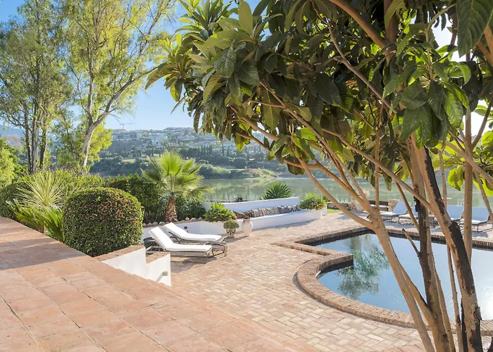 Smb10 - Stunning Luxury On A Private Domaine At Padierna Golf Club Golf Club Βίλα